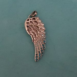 Origami Owl Blue Ombre Wing locket